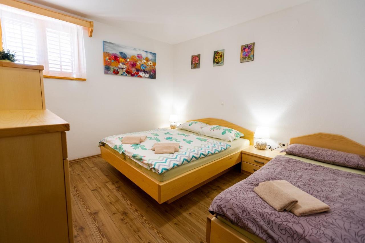 Lahinja & Kolpa River Apartments Metlika Exteriér fotografie